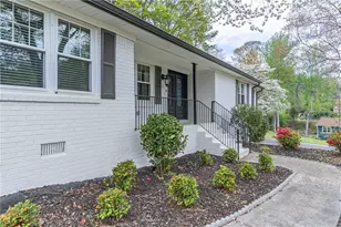 194 Melanie Ln, Woodstock, GA 30188 - Photo 6