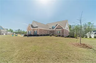 3774 Lily Ln, Statham, GA 30666 - Photo 2