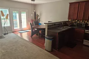 4232 Notting Hill Dr SW, Atlanta, GA 30331 - Photo 4
