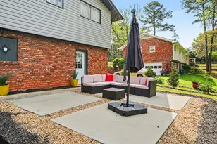 4233 Palm Springs Dr, East Point, GA 30344 - Photo 34