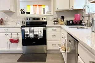 104 Dudley St, Warner Robins, GA 31093 - Photo 6