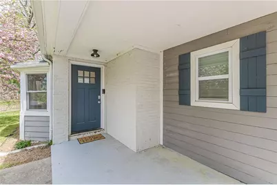 3182 Lake Avenue, Hapeville, GA 30354 - Photo 2