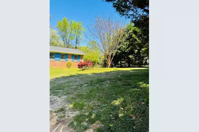 2927 Winn Drive, Lawrenceville, GA 30044 - Photo 4