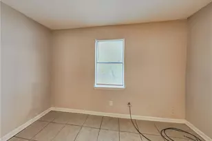 1289 Knoll Ct NW, Conyers, GA 30012 - Photo 8