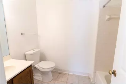 1024 Oaks Parkway SE, Smyrna, GA 30082 - Photo 6