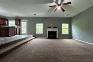 1040 Baltic Way, Lithonia, GA 30058 - Photo 10