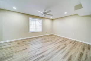 7795 Wilkinson Dr, Gainesville, GA 30506 - Photo 18