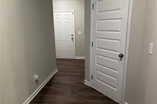 2217 Hastings Mnr Ct, Hampton, GA 30228 - Photo 2