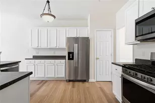 2467 Gristhaven Ln, Buford, GA 30519 - Photo 2