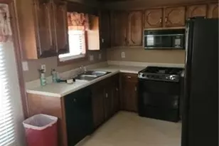 4126 Gregory Manor Cir SW, Smyrna, GA 30082 - Photo 6