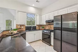 3250 Riverhill Ct, Cumming, GA 30041 - Photo 8