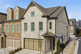 110 Via Roma, Woodstock, GA 30188 - Photo 2