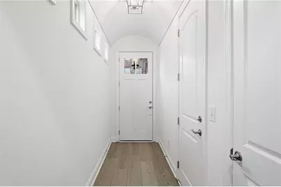 110 Via Roma, Woodstock, GA 30188 - Photo 4