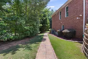 2115 Julien Overlook, Conyers, GA 30012 - Photo 4