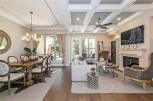 121 Via Roma, Woodstock, GA 30188 - Photo 8