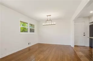 2166 Capehart Pl NE, Atlanta, GA 30345 - Photo 10