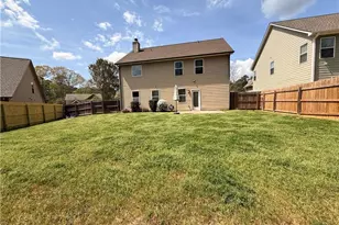 2261 Line Dr, Lawrenceville, GA 30043 - Photo 32