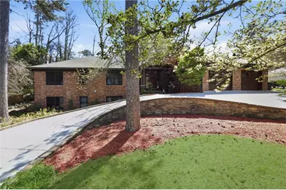 2881 Cravey Drive NE, Atlanta, GA 30345 - Photo 2