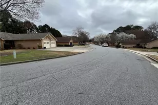 7159 Woodridge Ln, Union City, GA 30291 - Photo 8