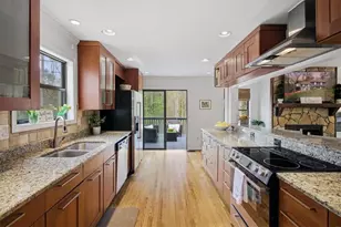 4123 Inola Trail NE, Roswell, GA 30075 - Photo 16