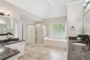 250 Steeple Pointe Dr, Roswell, GA 30076 - Photo 28