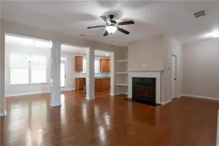 3275 Clear View Dr, Snellville, GA 30078 - Photo 4