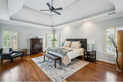 1038 Pine Grove Avenue NE, Brookhaven, GA 30319 - Photo 16