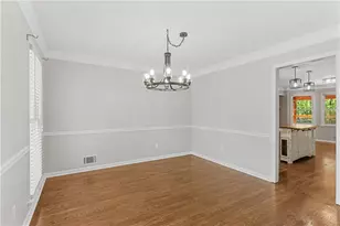 809 Pinehurst Dr, Woodstock, GA 30188 - Photo 10