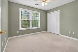 185 Lowell Dr, Sharpsburg, GA 30277 - Photo 20