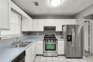 182 Summer Lake Dr, Marietta, GA 30060 - Photo 10