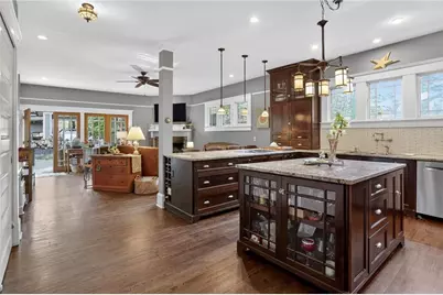 624 W College Avenue, Decatur, GA 30030 - Photo 12