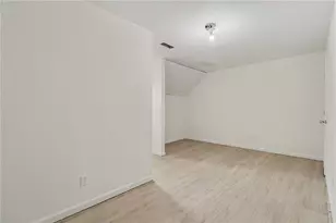 2227 McQuiston Dr SW, Marietta, GA 30064 - Photo 16