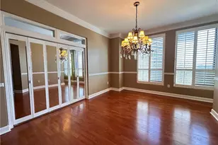 2626 Peachtree Rd NW, Atlanta, GA 30305 - Photo 8