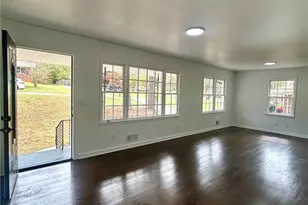 2344 Hollyridge Dr SW, Marietta, GA 30060 - Photo 14