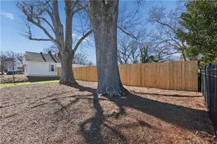 130 South Avenue SE, Marietta, GA 30060 - Photo 26