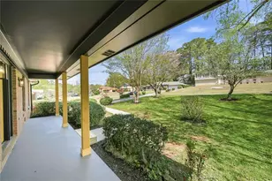 3629 Greentree Farms Dr, Decatur, GA 30034 - Photo 4