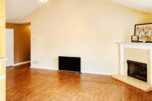 4353 Flat Stone Ln, Snellville, GA 30039 - Photo 6