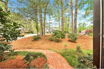 5055 Roxburgh Drive, Roswell, GA 30076 - Photo 4