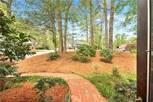 5055 Roxburgh Dr, Roswell, GA 30076 - Photo 4