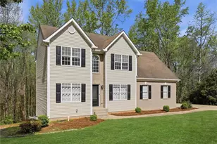4586 Duane Dr, Buford, GA 30519 - Photo 2