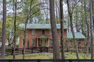 2292 Brookfield Dr, Lawrenceville, GA 30043 - Photo 8