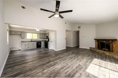 3844 Scarsborough Drive, Lawrenceville, GA 30044 - Photo 14