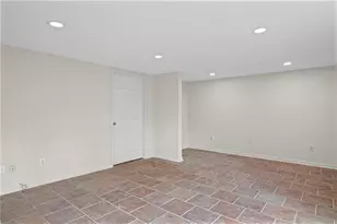 6255 Mountain Brook Ln, Atlanta, GA 30328 - Photo 36