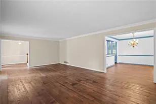 6255 Mountain Brook Ln, Atlanta, GA 30328 - Photo 8