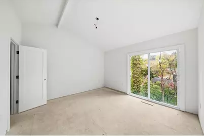 2471 Saint Patrick Street SE, Atlanta, GA 30317 - Photo 10