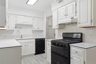 393 Promenade Ct SW, Marietta, GA 30064 - Photo 12