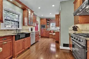 2928 Tall Pines Way NE, Atlanta, GA 30345 - Photo 18