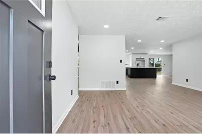 6746 Graves Mill Drive, Norcross, GA 30093 - Photo 4