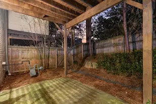 3454 Landen Pine Ct NE, Atlanta, GA 30305 - Photo 4