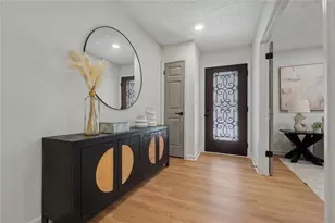 1827 Meadowood Dr, Marietta, GA 30062 - Photo 4